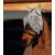 Masque anti-mouches et protection anti-UV intégrant les oreilles des chevaux.